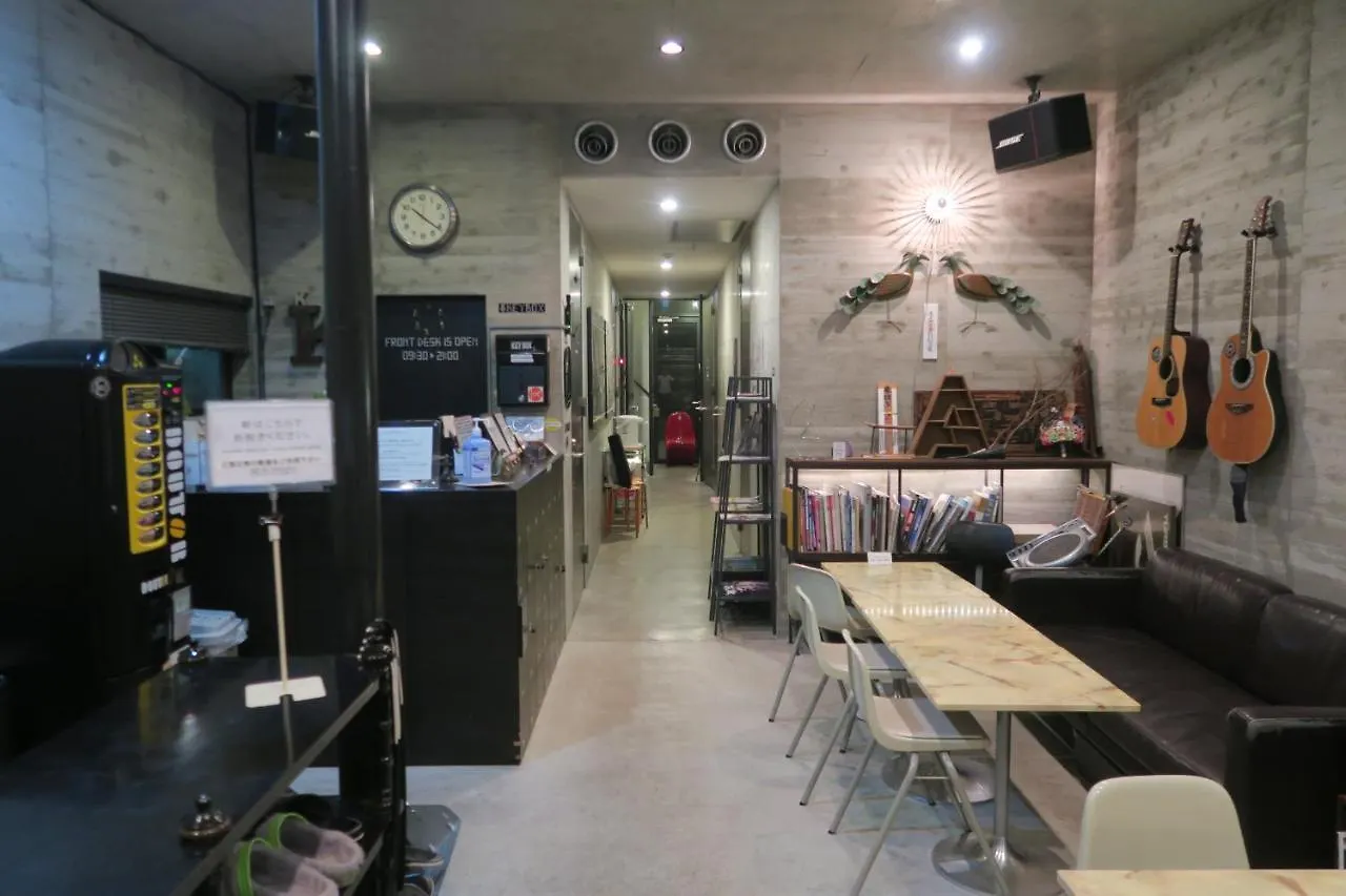 Kangaroo Hotel Tokyo
