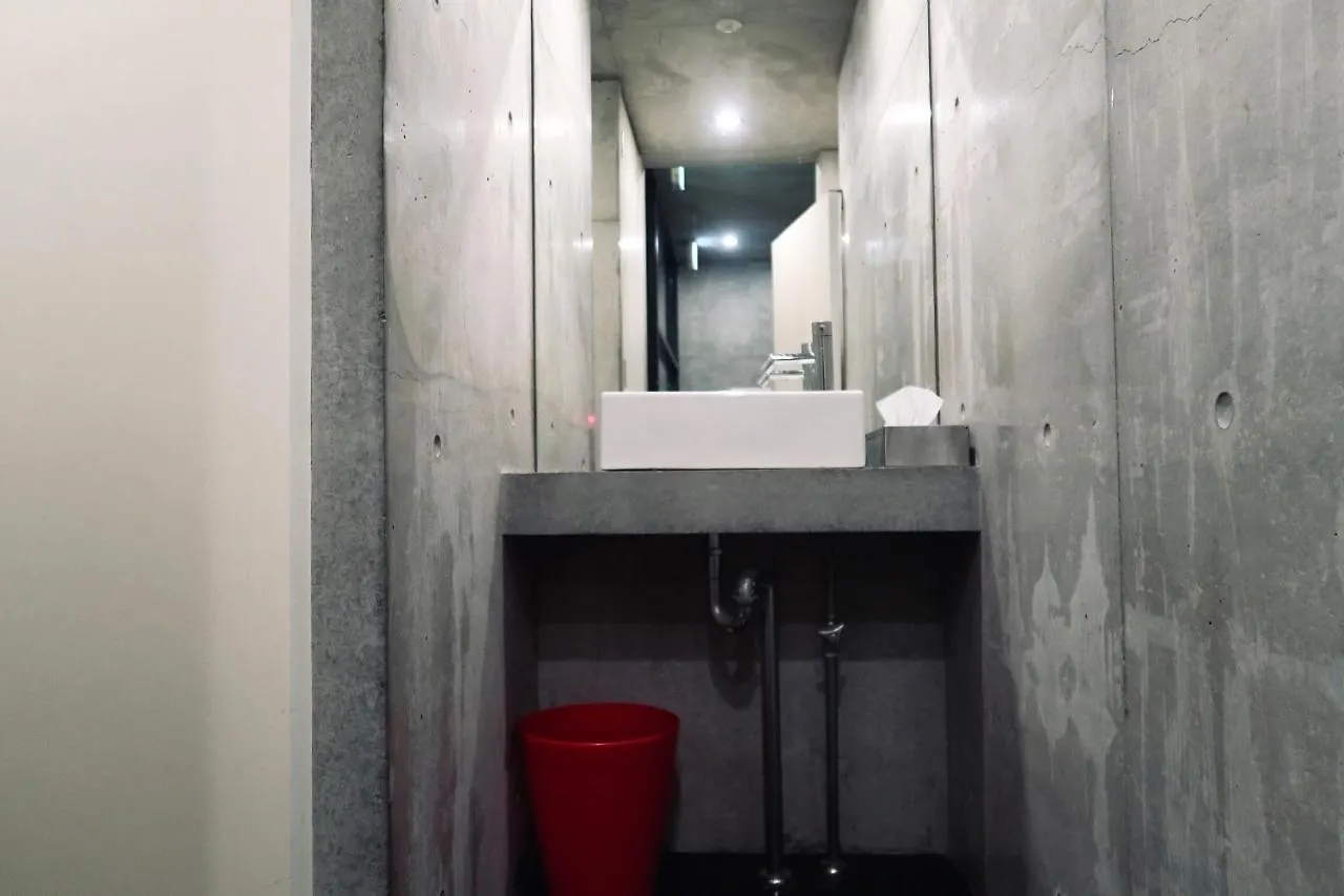 Kangaroo Hotel Tokyo 0*,  Japan